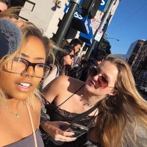 Meet your Posher, Destiny